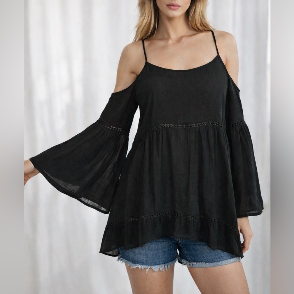 Umgee Black Cold Shoulder Tiered Bell Sleeve Boho Top (1166)